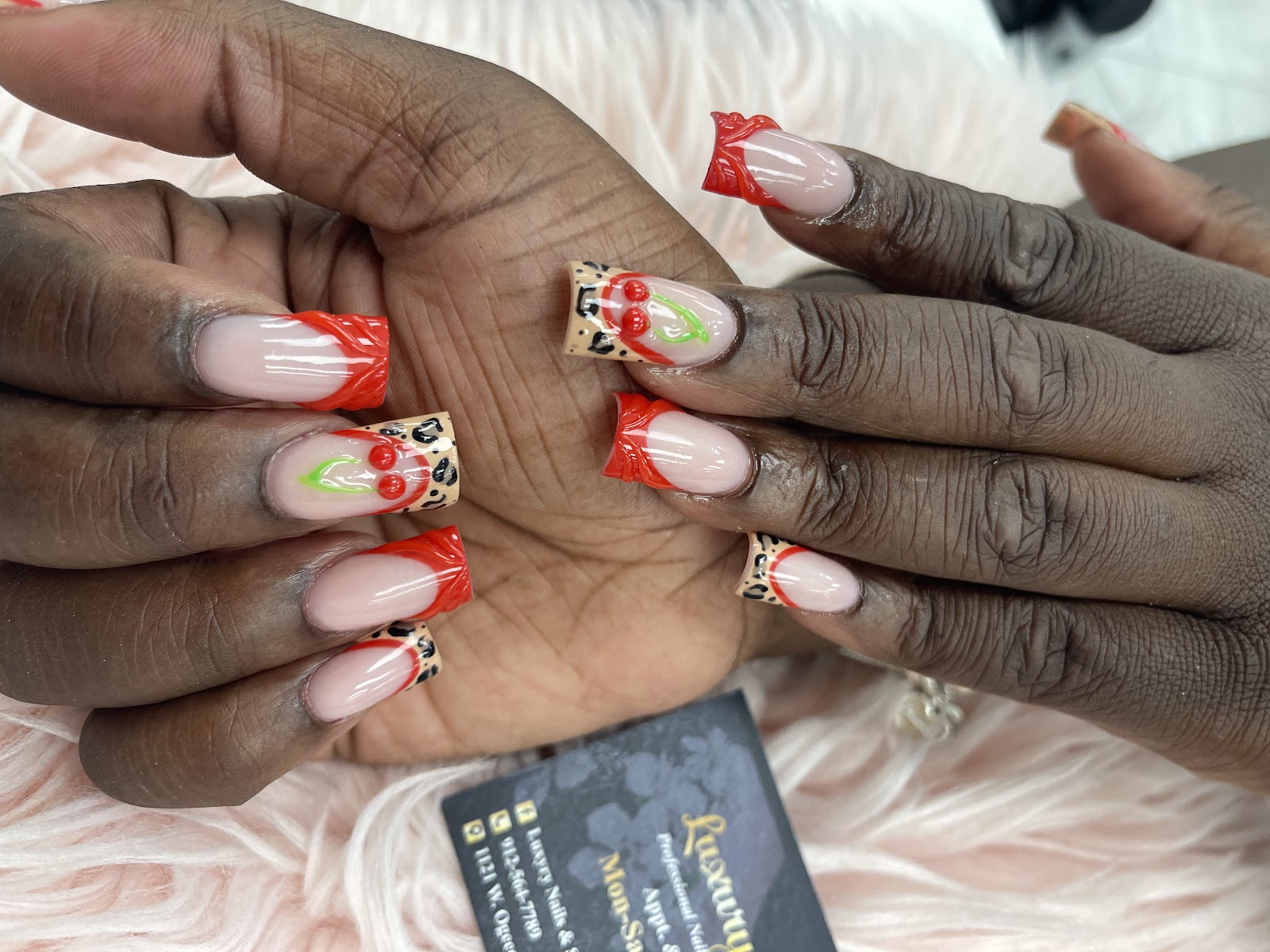 Luxury Nails nail photo 5